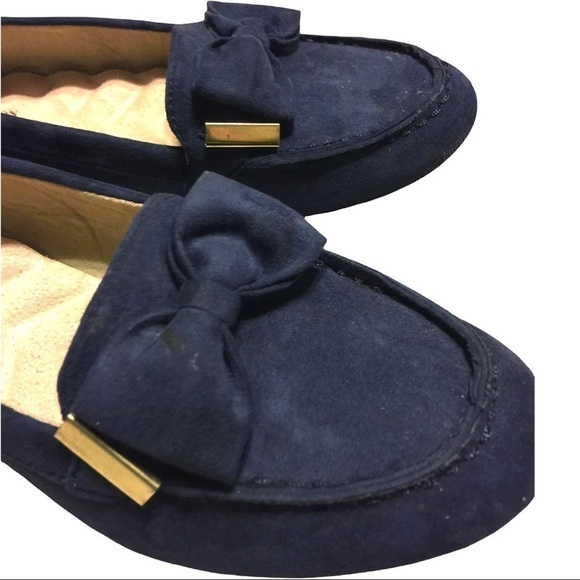 C. Wonder Women's Navy Loafers with Bow - Picture 2 of 7